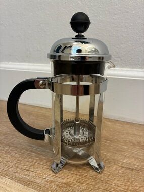 Bodum Chambord French Press Coffee Maker 3 Cups

Excellent condition